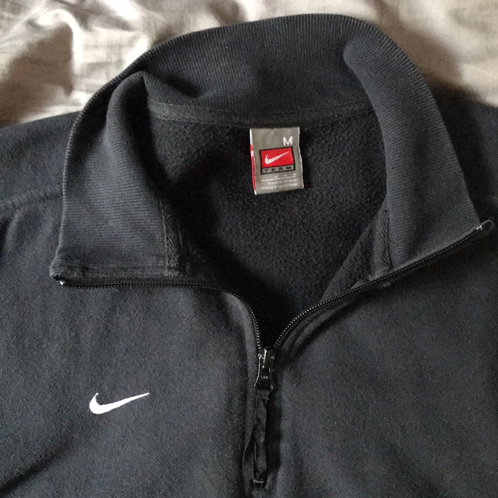 NIKE QUARTER-ZIP